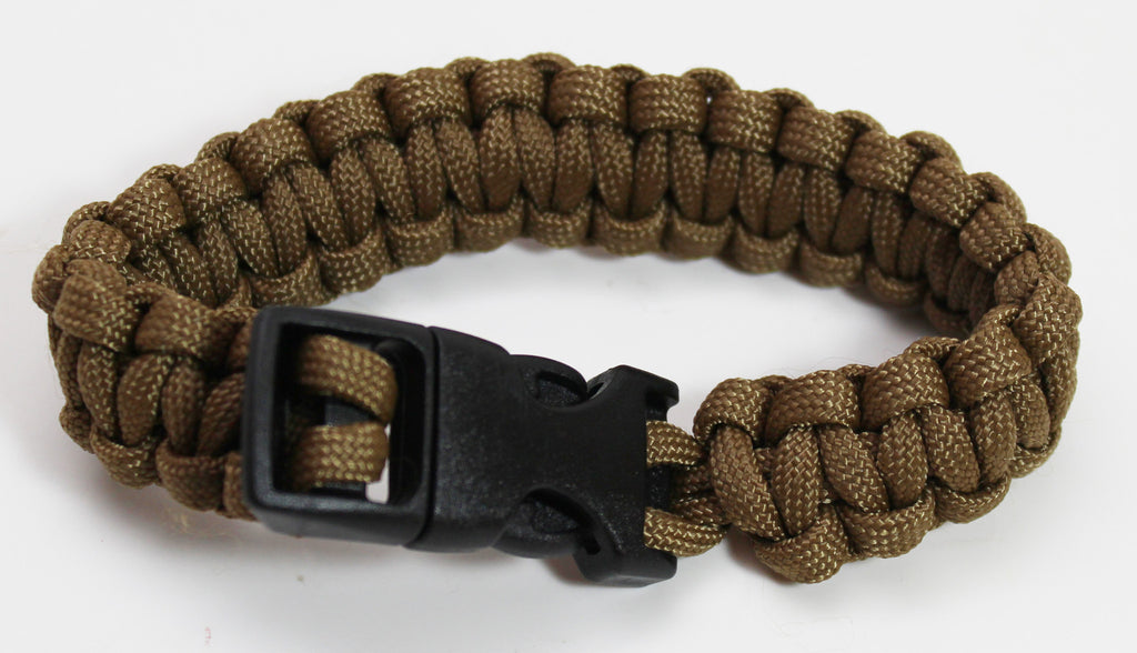 Make Your Own Paracord Bracelet
